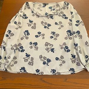 Banana Republic light gray blouse, size large